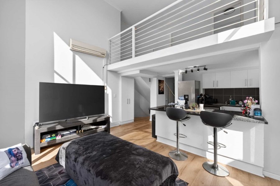 2 Bedroom Property for Sale in Gardens Western Cape